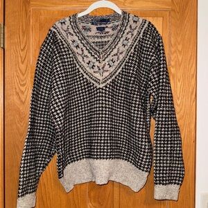 Vintage Polo Black & Cream Houndstooth V-Neck Sweater